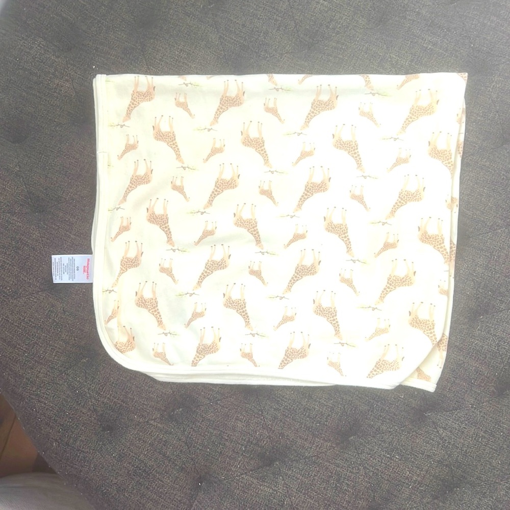 MagneticMe blanket
